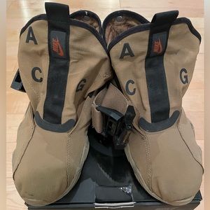NIKE ACG.07.KMTR GOLDEN BEIGE/BLACK-KHAKI 8.5